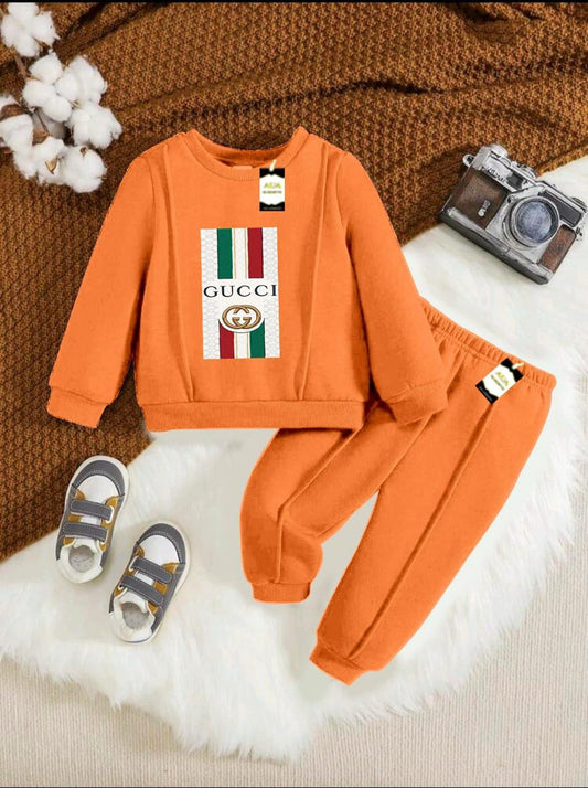 TRACKSUIT SWEARTSHIRT & TROUSERS😍