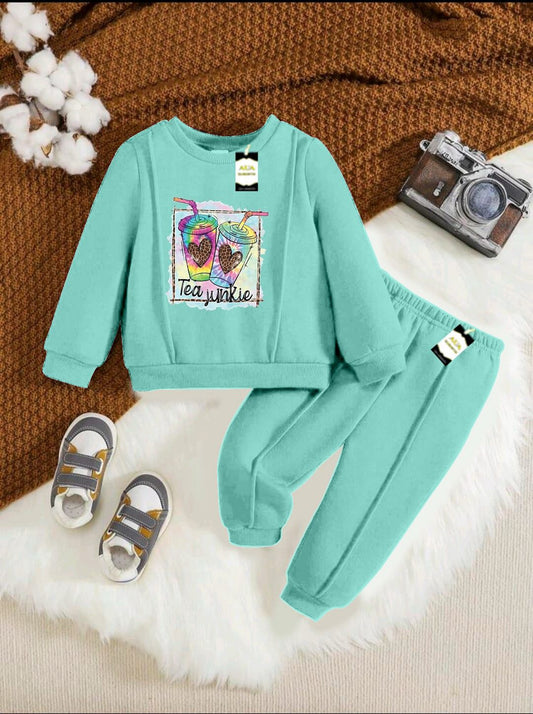 TRACKSUIT SWEARTSHIRT & TROUSERS😍