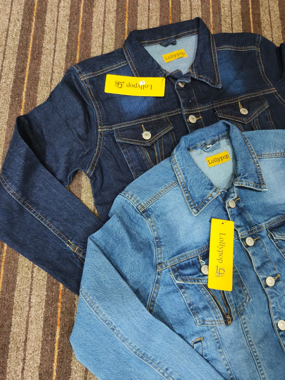 denim back print jacket