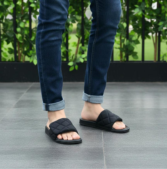 HIGH QUALITY COMFORTABLE & SOFT LEAP SLIDES